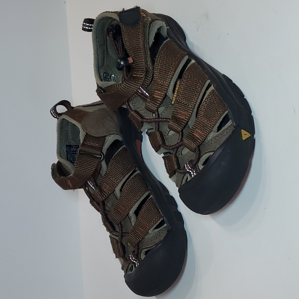 Keen size 1